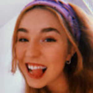 Meet your Posher, Claudia